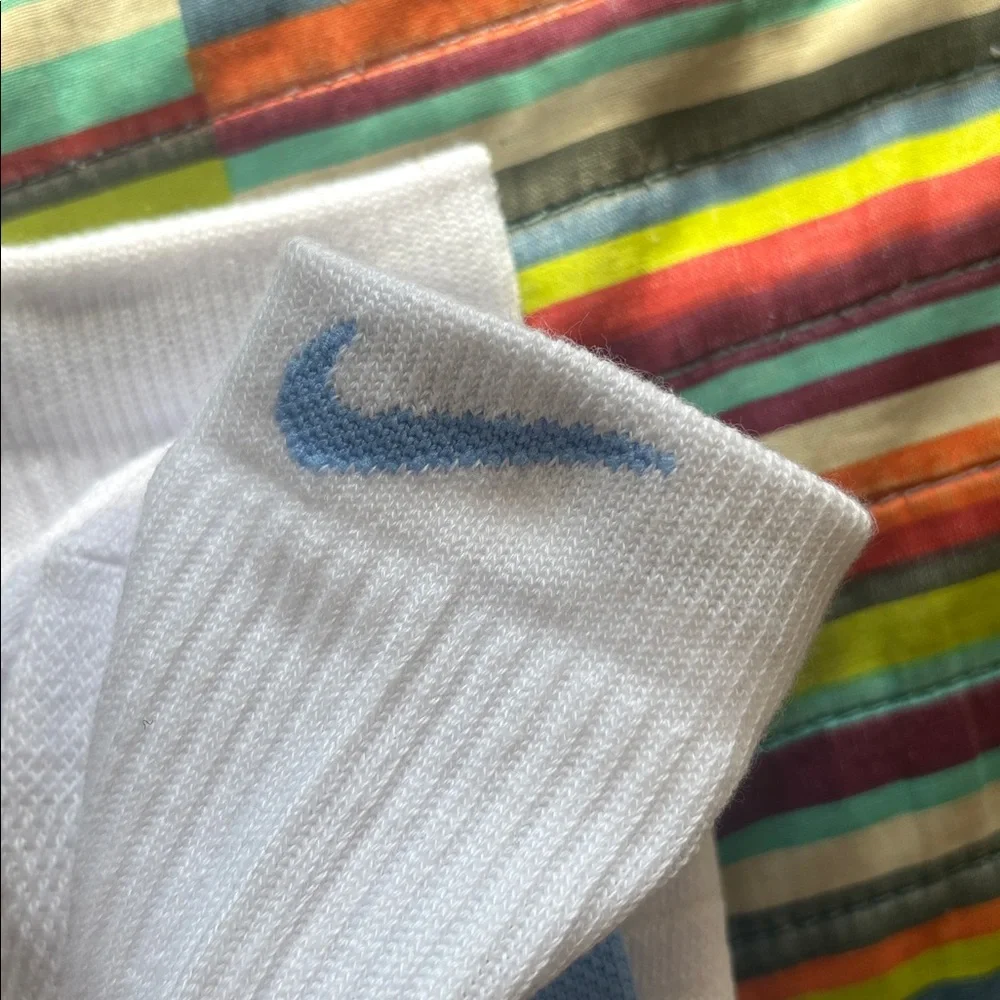 Nike Elite Crew Basketball Socks - White and Light Blue - Picture 6 of 10